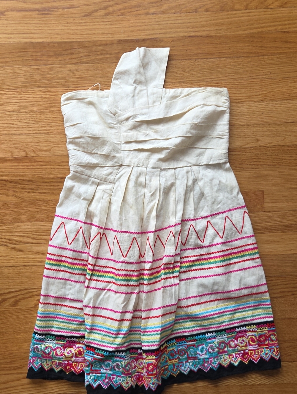 See By Chloe Cream One-Shoulder Dress with Multicolor Embroidered Hem
